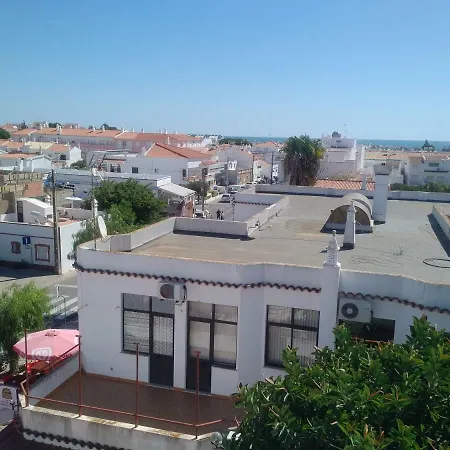 Manta Beach House - Apartman
